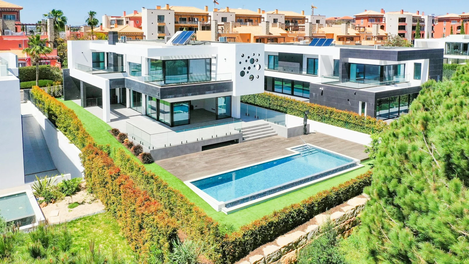 Piscine skimmer Houmt Souk